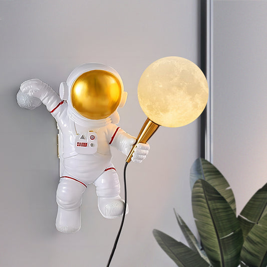 Astronaut Wall Lamp