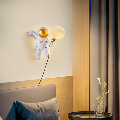 Astronaut Wall Lamp