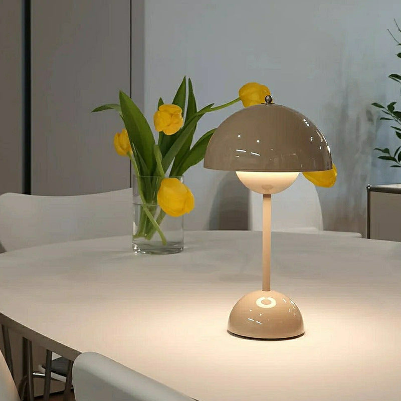 Flowerpot Table Lamp