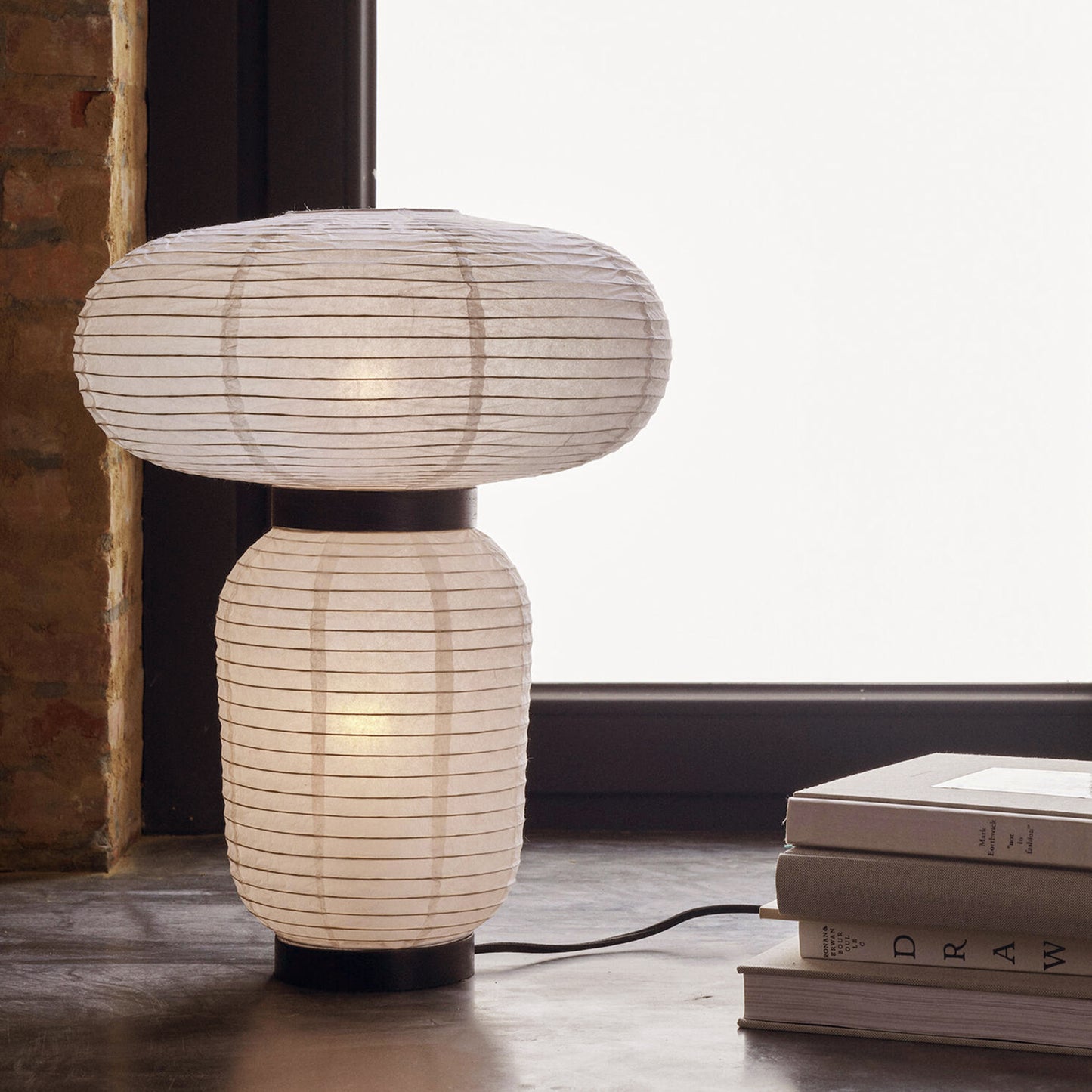 Formakami Table Lamp