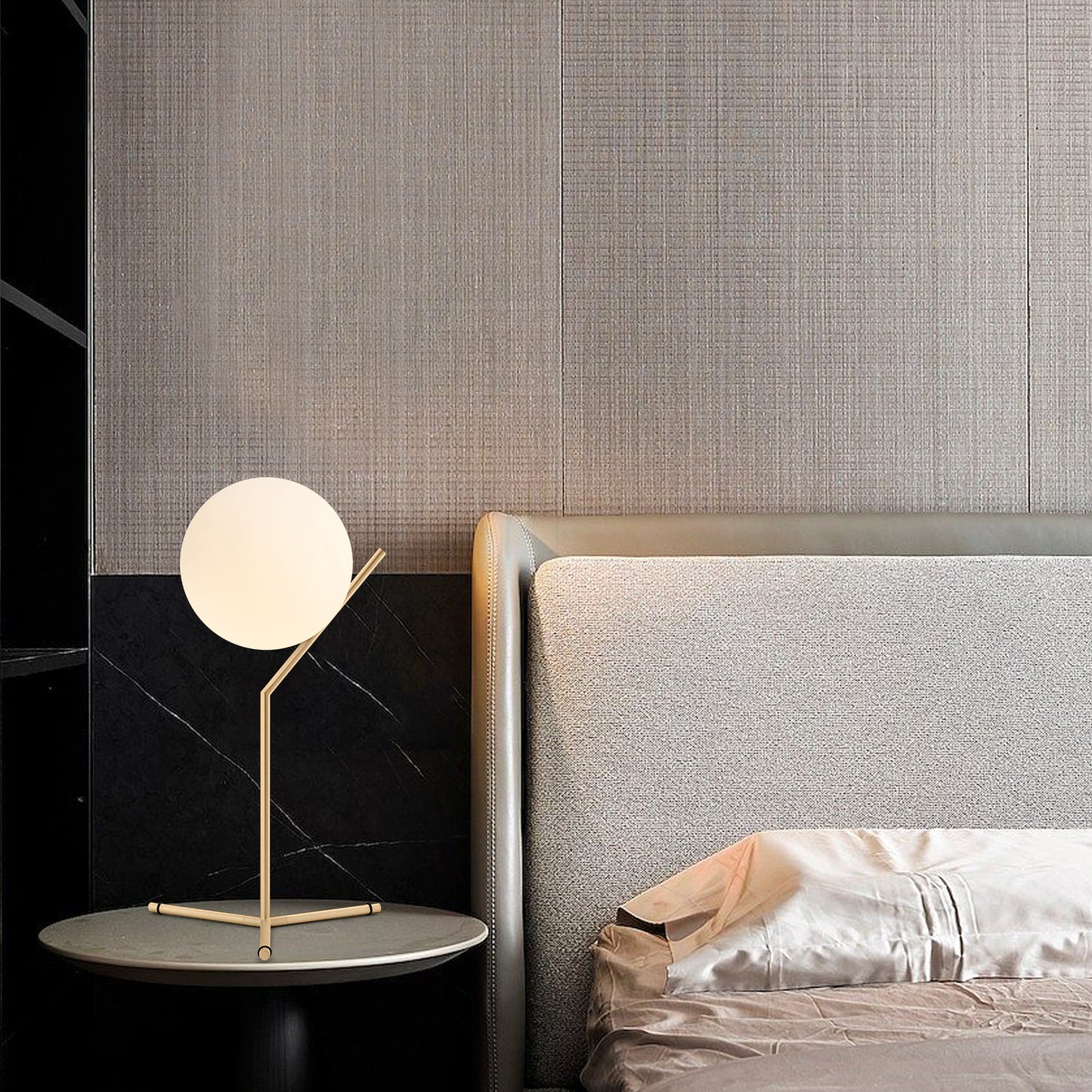 IC Table Lamp