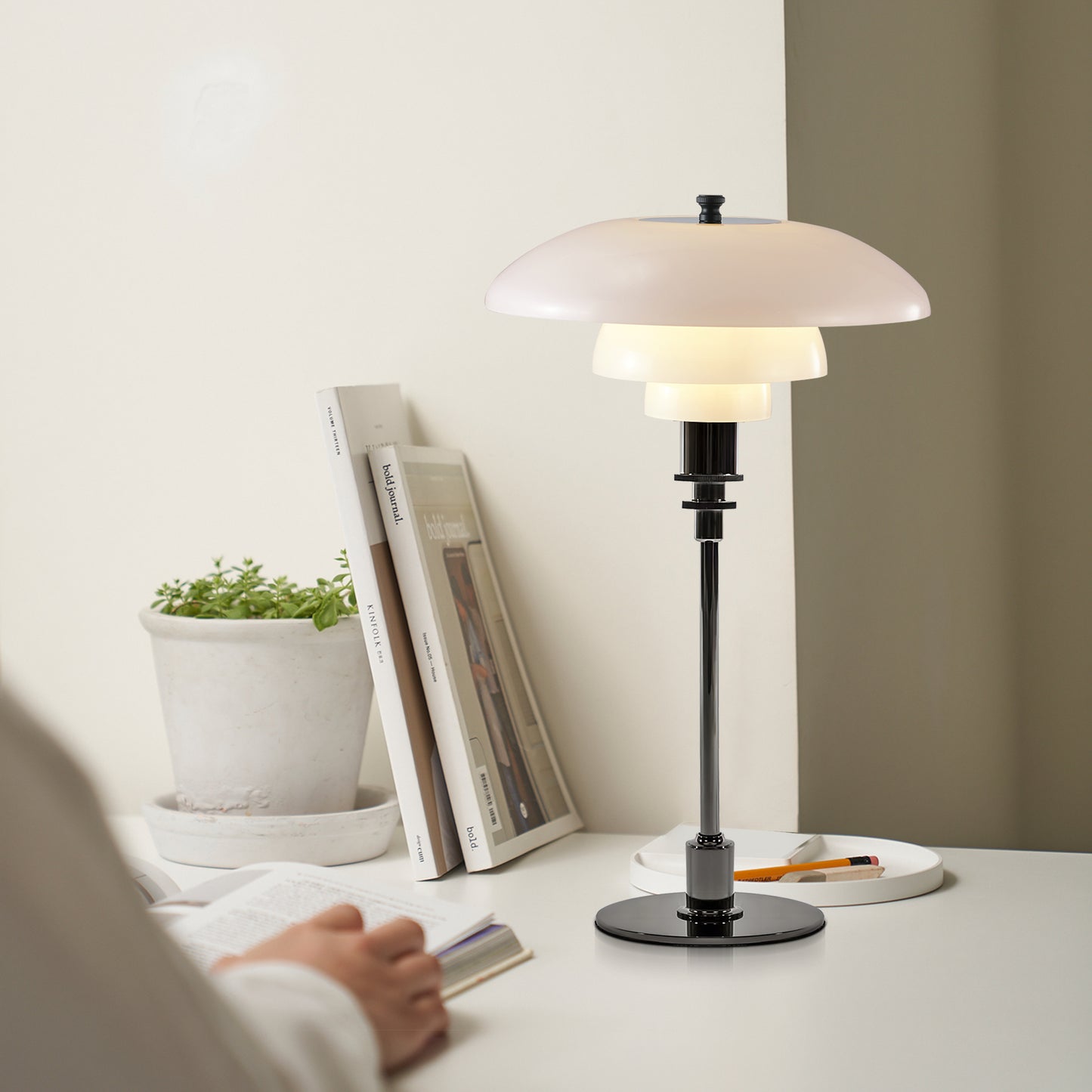 PH3 Table Lamp