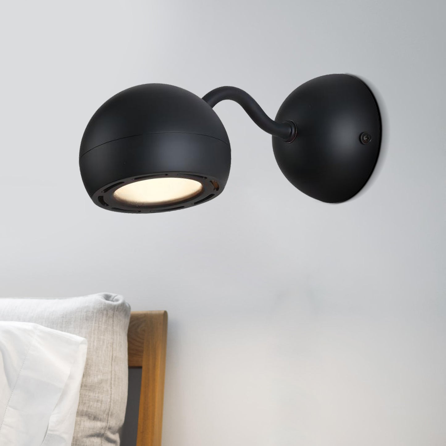 Rotating Wall Lamp