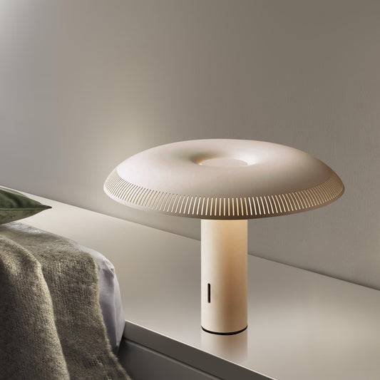 W203 Ilumina Table Lamp